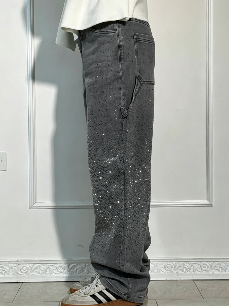 Vaquero ancho estilo carpenter con acabado brillante