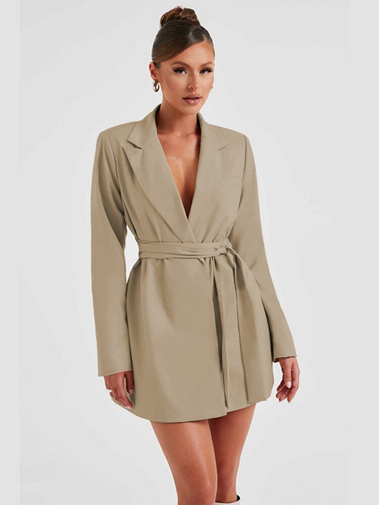 Elegantes Damen Blazerkleid Mit Taillierter Passform Minilänge V Ausschnitt Und Langen Ärmeln Für Schicke Anlässe