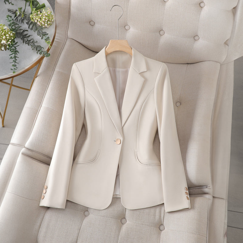 Stylischer Damenblazer Mit Reverskragen Für Freizeitlook Und Outdoor-Events