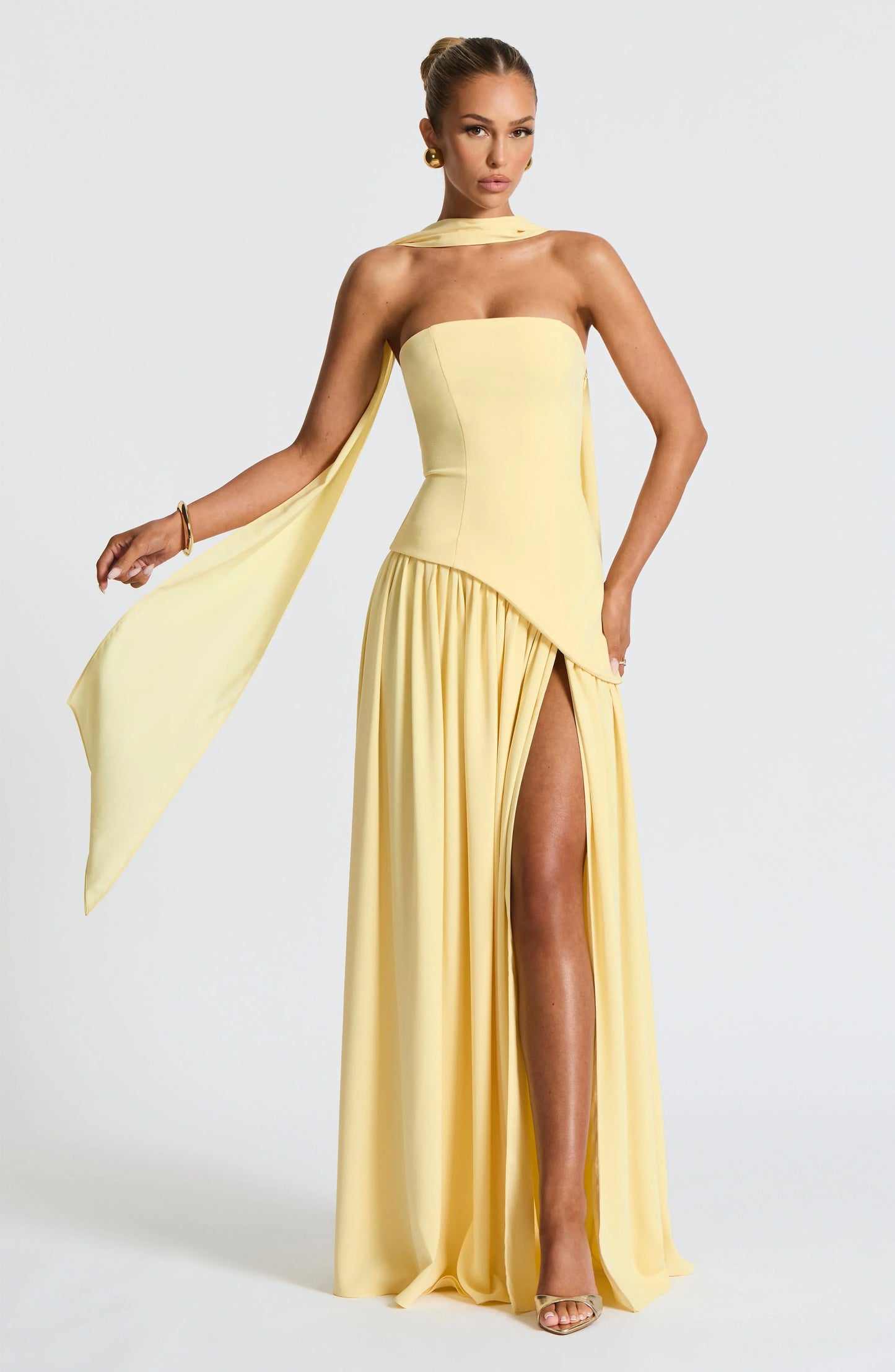 Elizabeth - Vestido largo corsé sin tirantes con pañuelo y abertura lateral